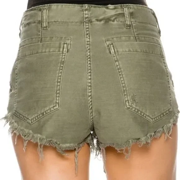 Free People Raw and Patched Standoff Short Cotton Soft Natural Mossy - Picture 4 of 14